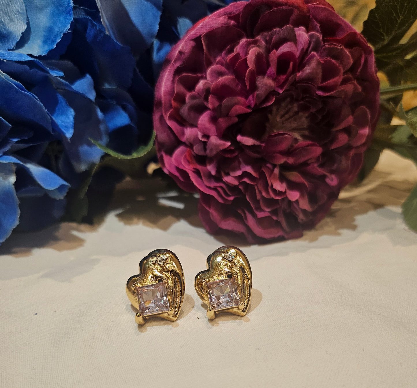 Vintage Heart Earring