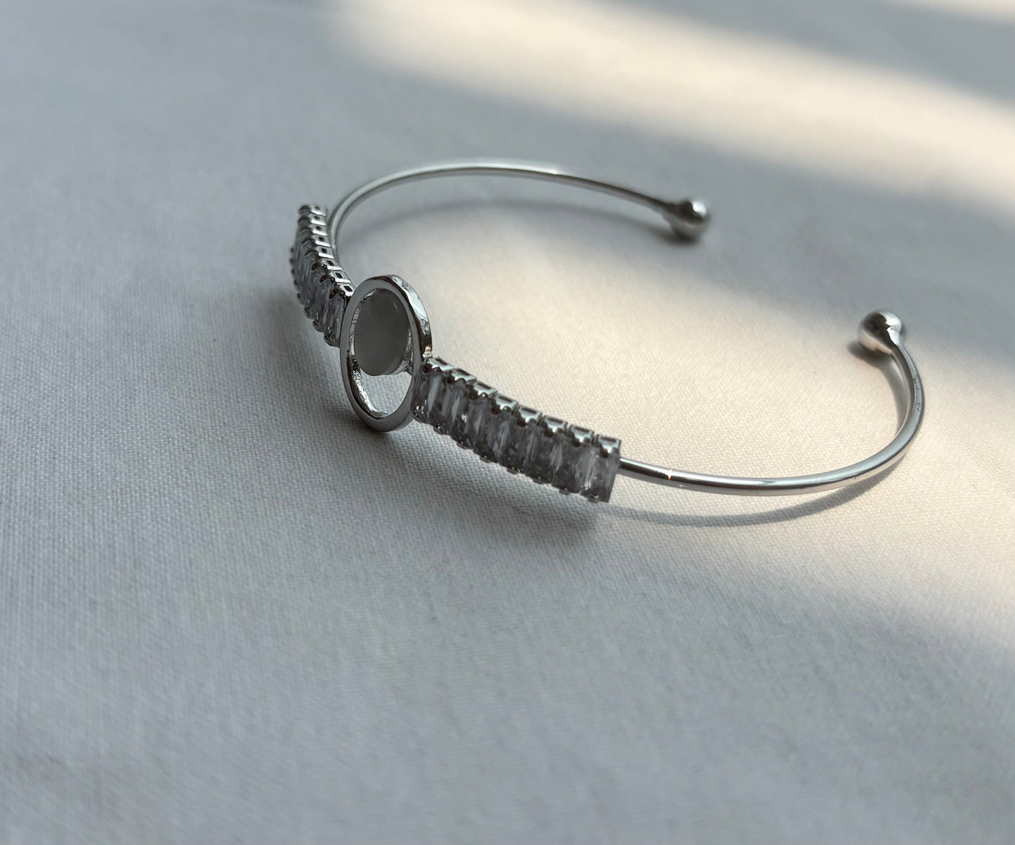 Oval silver Cuff Bracelet