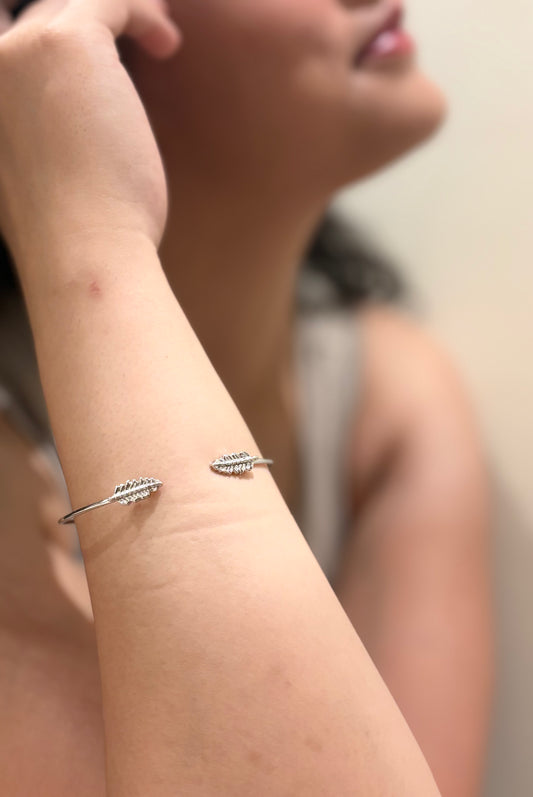 Sliver Leaf Bracelet