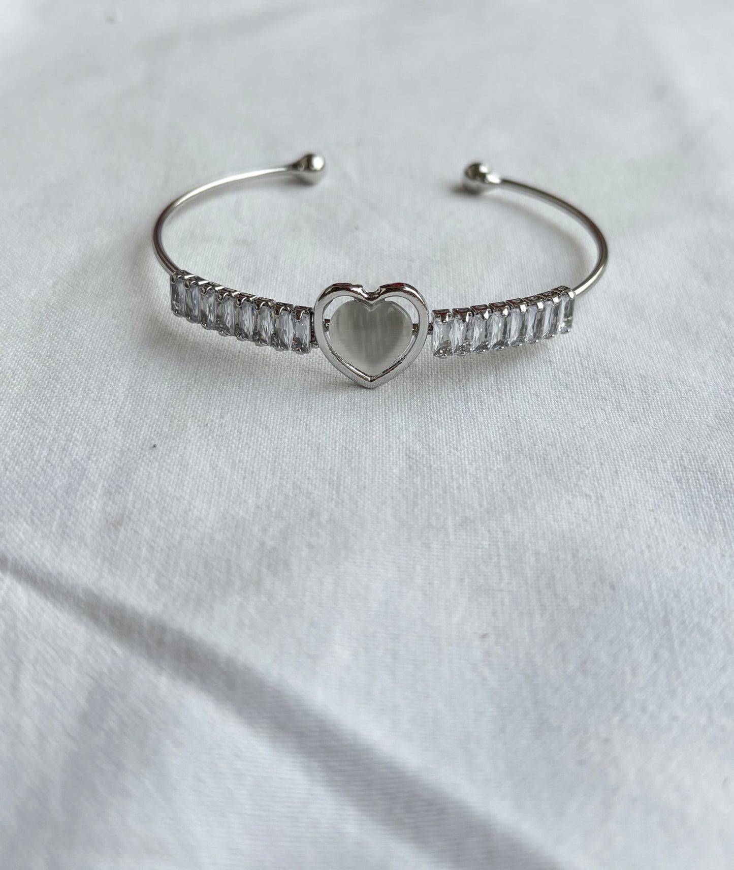 Heart Sliver Cuff Bracelet