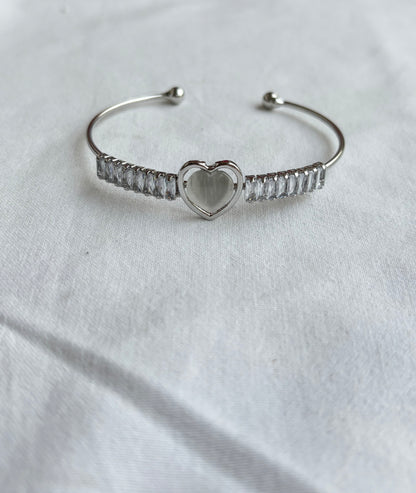 Heart Sliver Cuff Bracelet