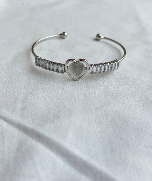 Heart Sliver Cuff Bracelet